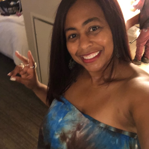 Meet your Posher, Tomorrow - Picture 1 of 1